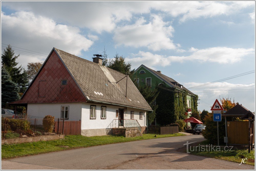 1-Penzion Malý dům (ten zelený)