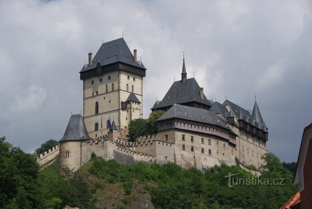 a v dáli se tyčil náš cíl ...