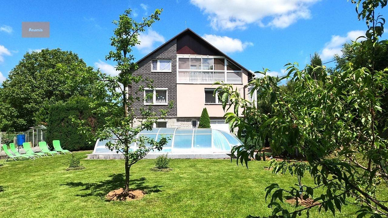 Apartman Anomis s bazénem