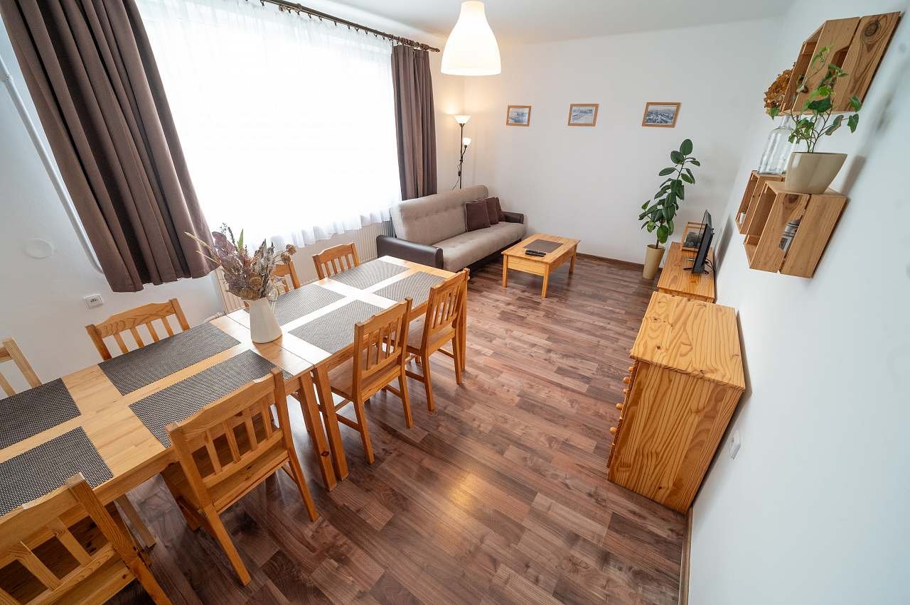 Apartmány Olešnice - obývací pokoj v apartmánu číslo 1.