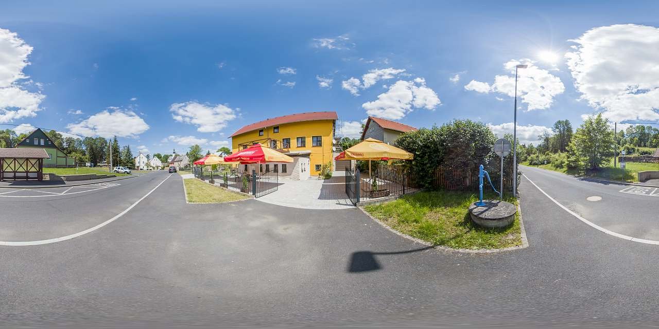 Apartmány-Zámecká restaurace Jindřichovice