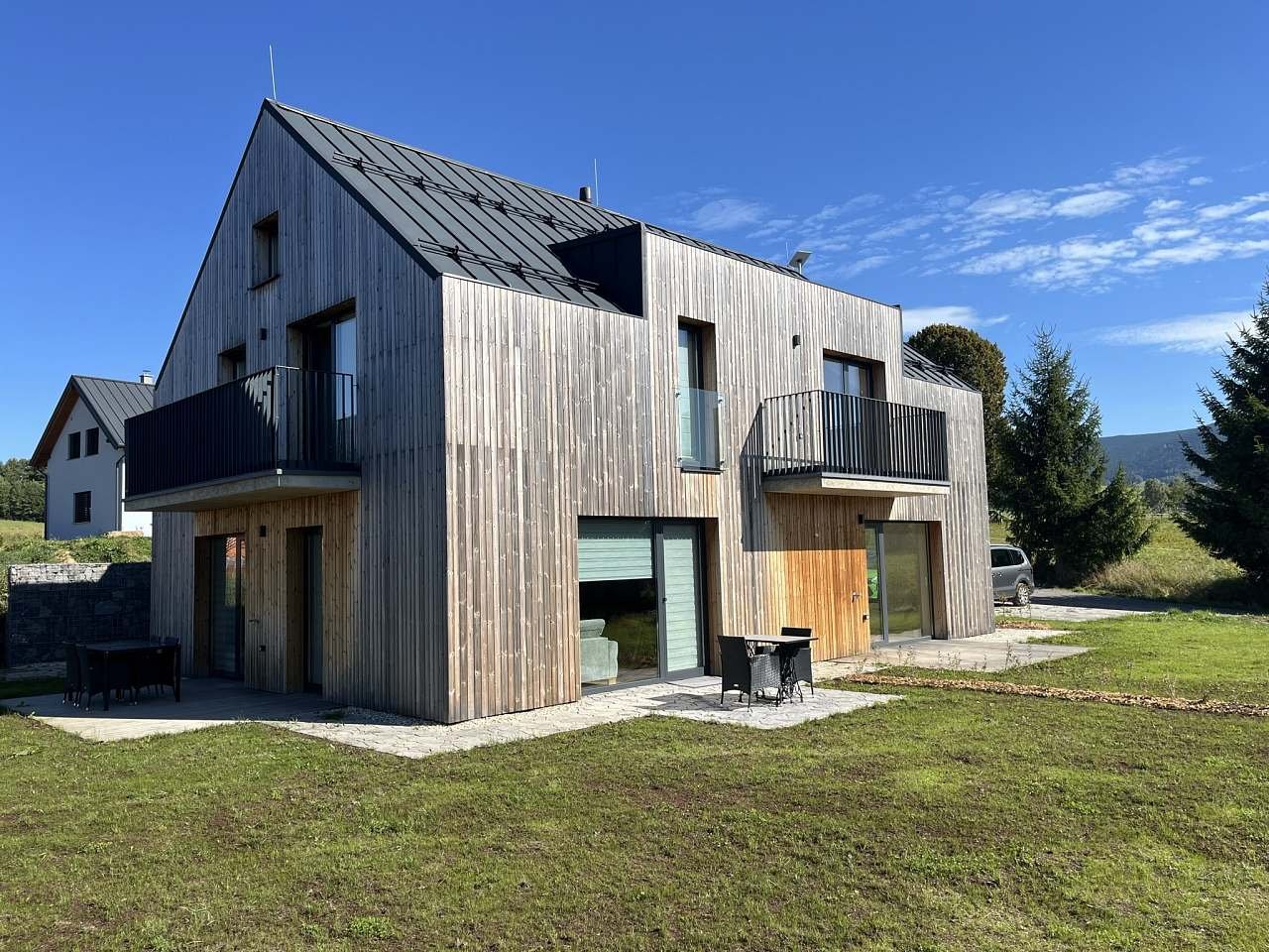 Apik157 - 2 terásky s posezením