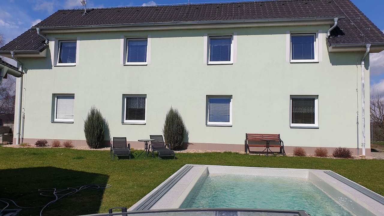 Bazén s protiproudem