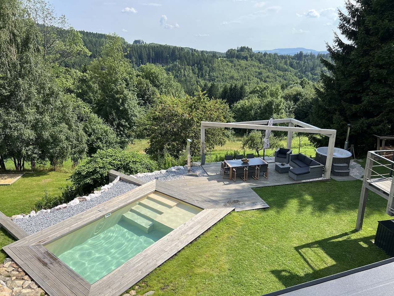 Bazén s úžasným výhledem