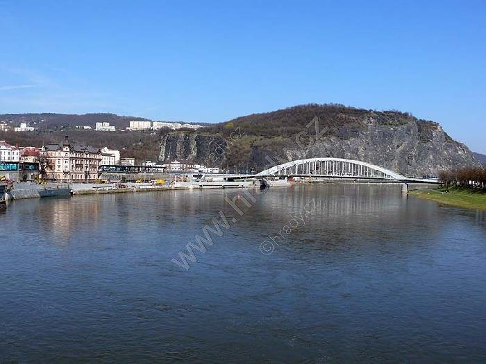 Benešův most