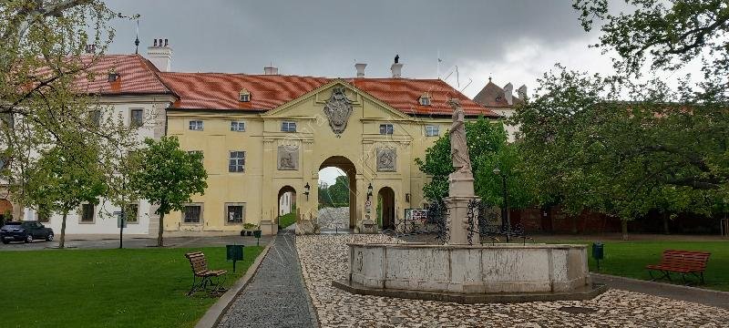 Brána na náměstí