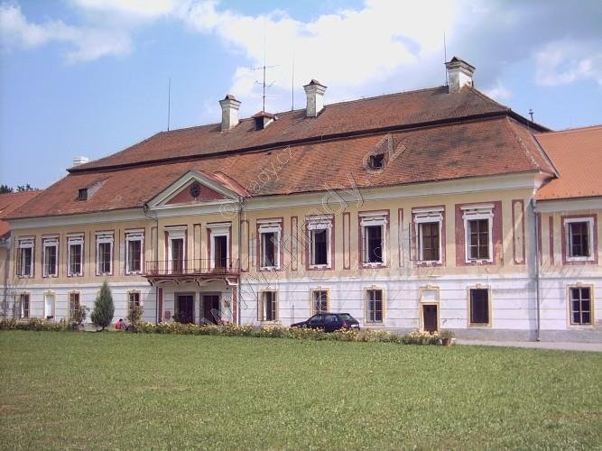 Červený Dvůr