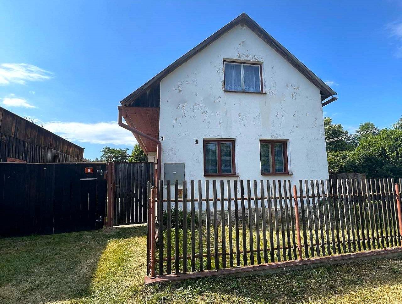 Chalupa v okolí Želivky