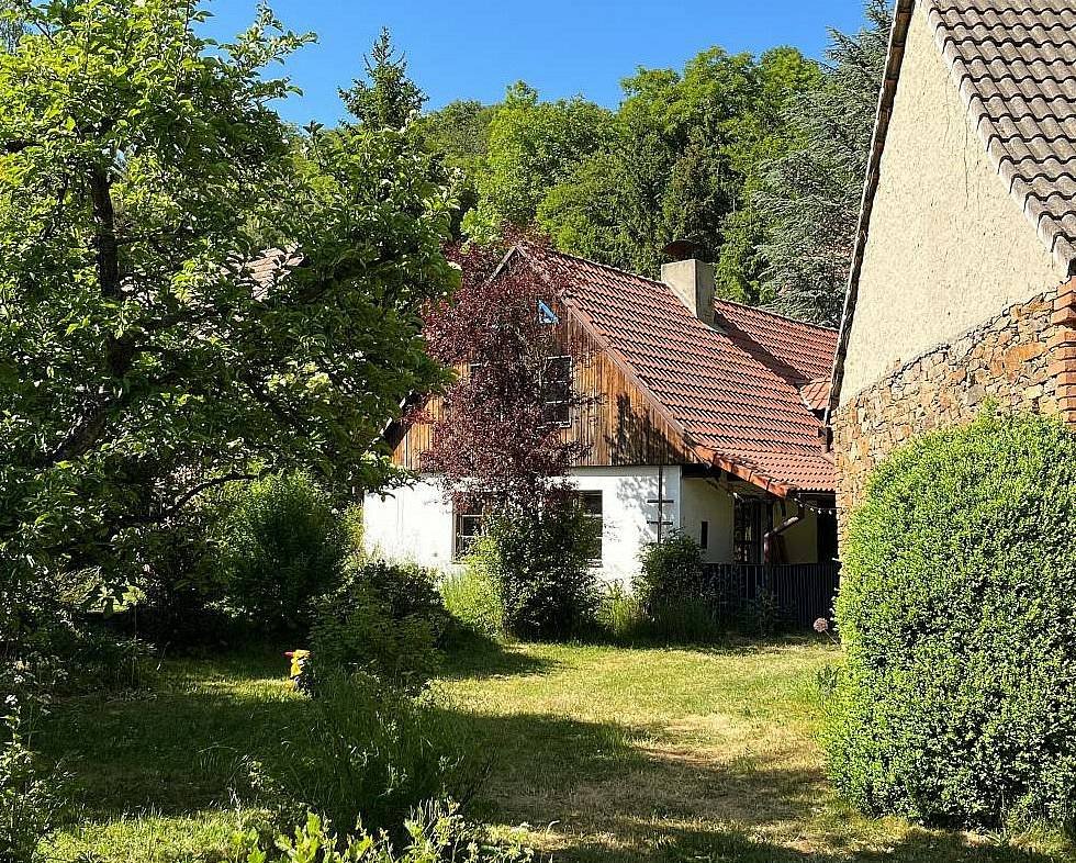 Chalupa v srdci Křivoklátska