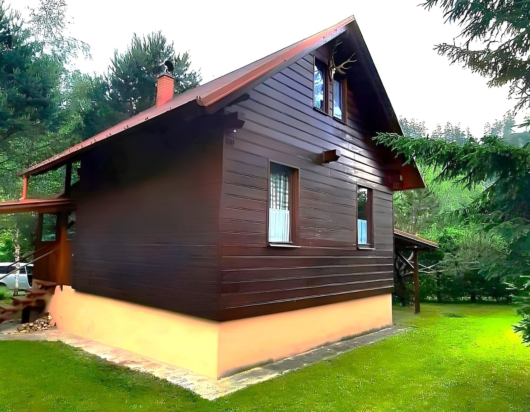 Chata u řeky v Chřenovicích