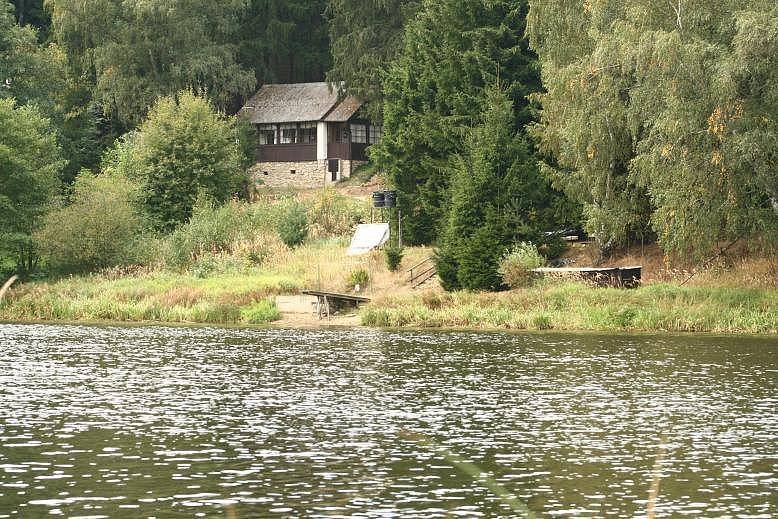 Chata Vyhlídka Kunžak - pohled od rybníka