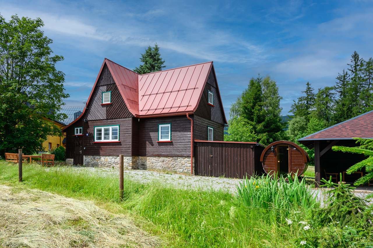 Chata Zlatá vyhlídka, lyžárna, sauna, altánek