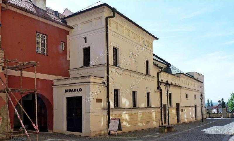 Divadlo Karla Hynka Máchy