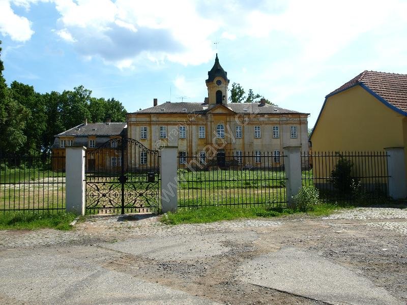 Dlouhá Lhota