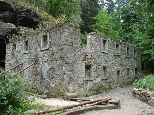 Dolský mlýn