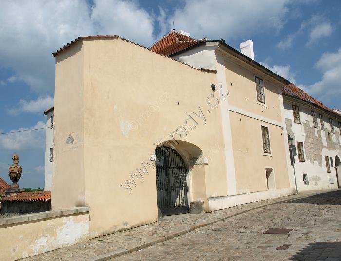 dům U Koulí