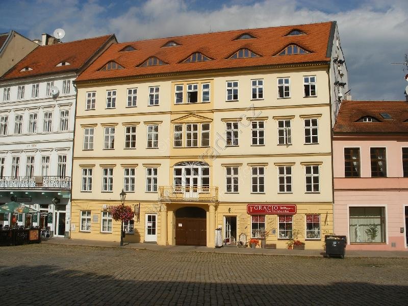 dům Zlatý kříž