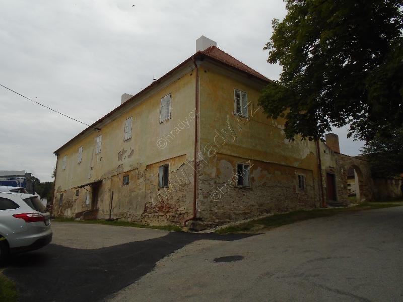 fara a špitál