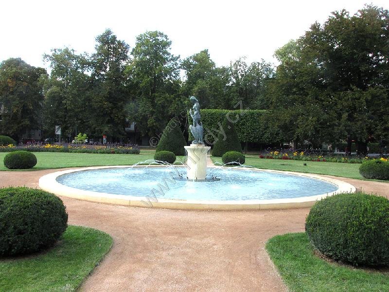 fontána Léda s labutí