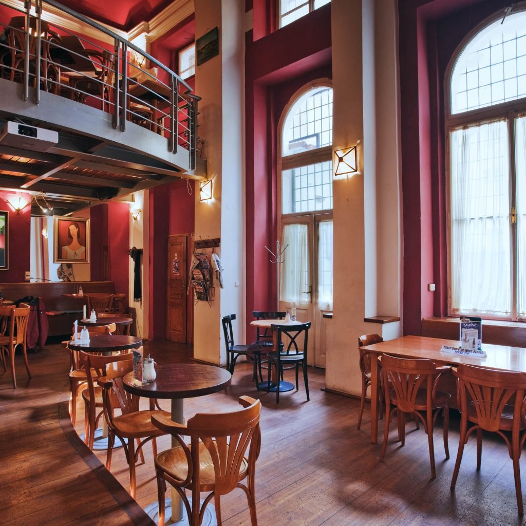 Globe - Bookstore and Café