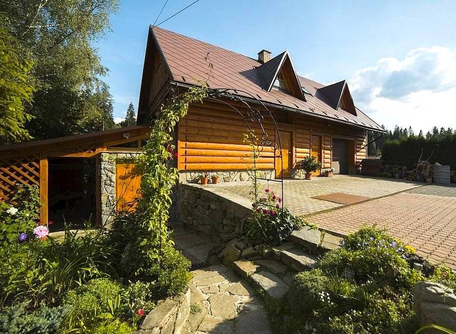 Goralská drevenica pod Roháčmi
