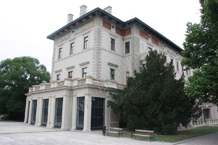 Gröbeho (Grébova) vila