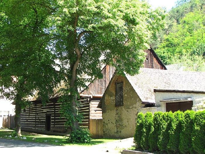 Hamousův statek