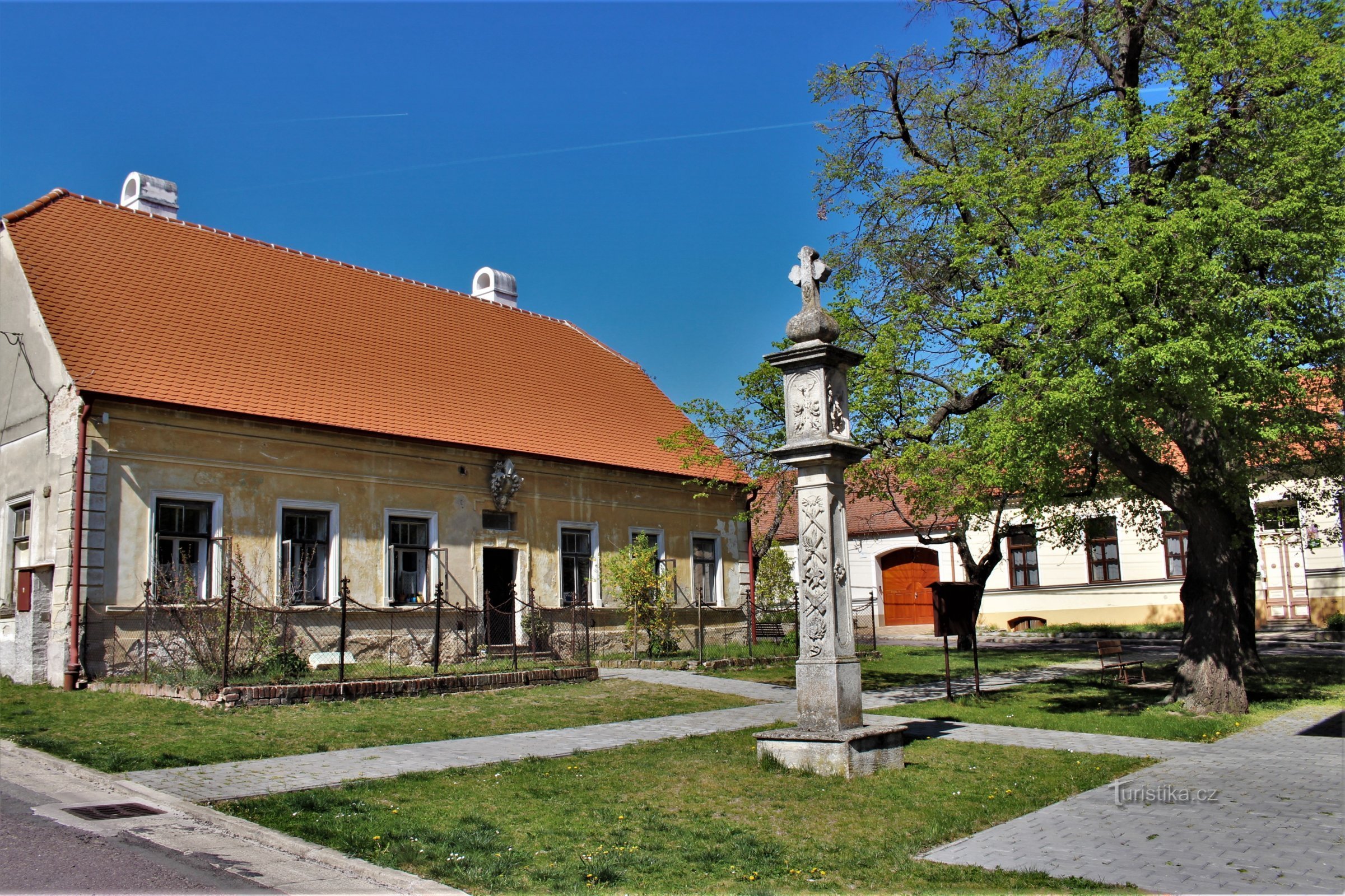 Havraníky - putování po katastru obce