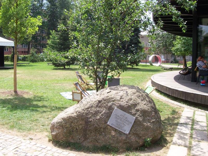 Hliníkova pamětní deska