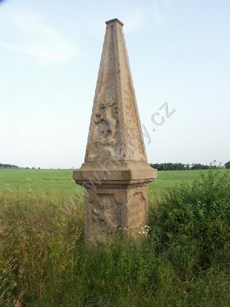 hraniční kámen