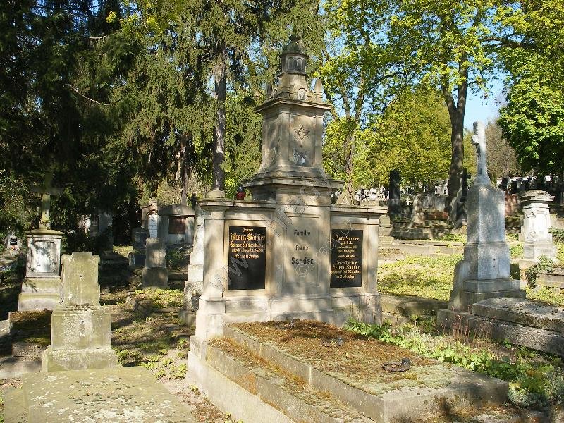 hrob rodiny Sanderovy