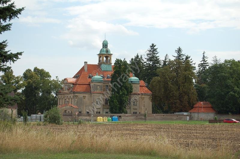 Hrochův Týnec