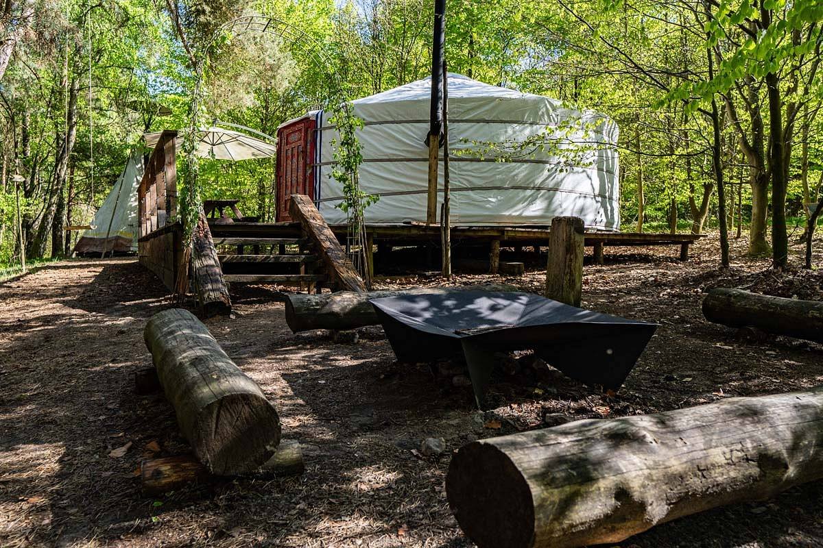 Jurta nedaleko Ještědu