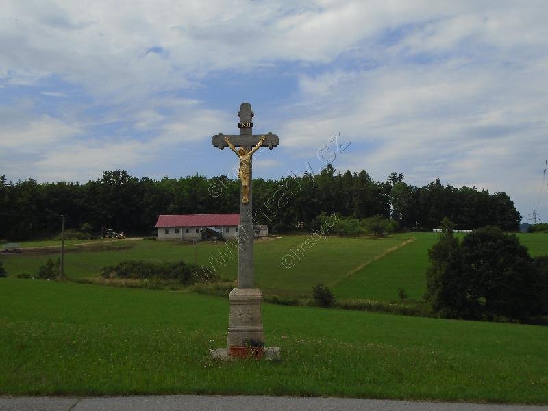 kamenný kříž