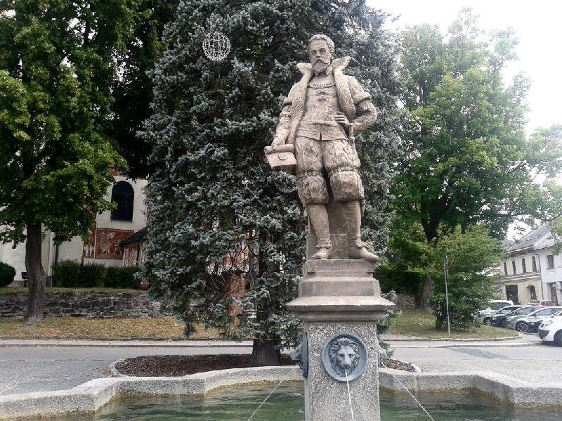 kašna Vratislava z Pernštejna