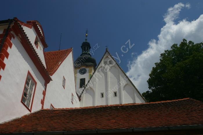 klášter augustiniánů s kostelem Navštívení Panny Marie