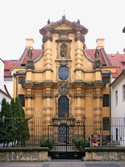 klášter bosých karmelitánek s kostelem sv. Josefa