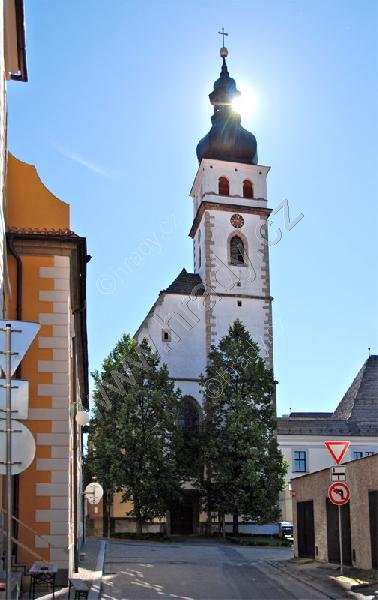 klášter Božího Milosrdenství s kostelem sv. Petra a Pavla