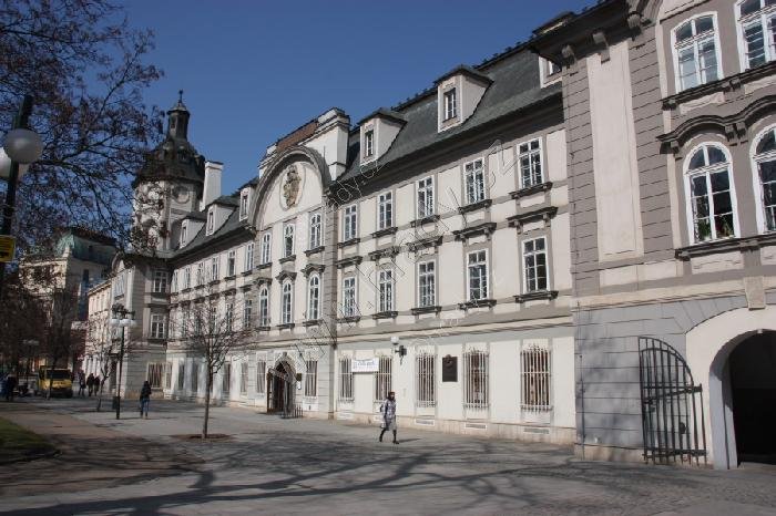 klášter dominikánek s kostelem sv. Anny a sv. Růženy Limské