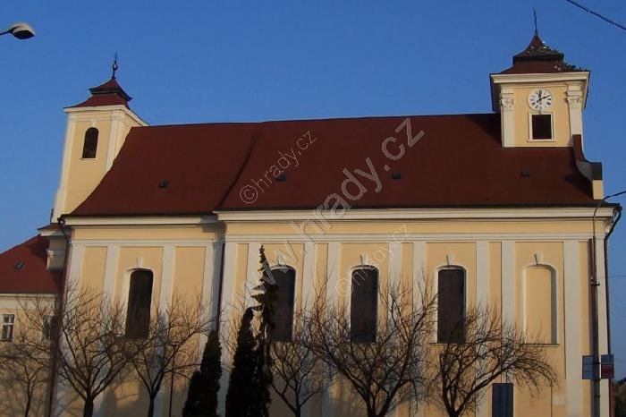 klášter milosrdných bratří s kostelem sv. Jana Nepomuckého