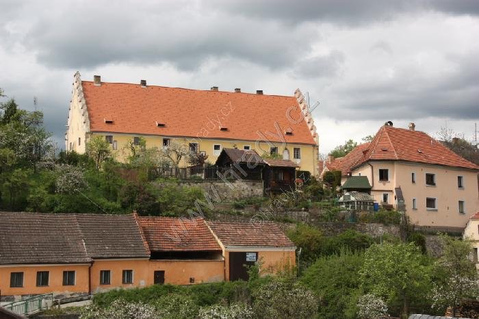 klášterní hostinec, mlýn a sýpka