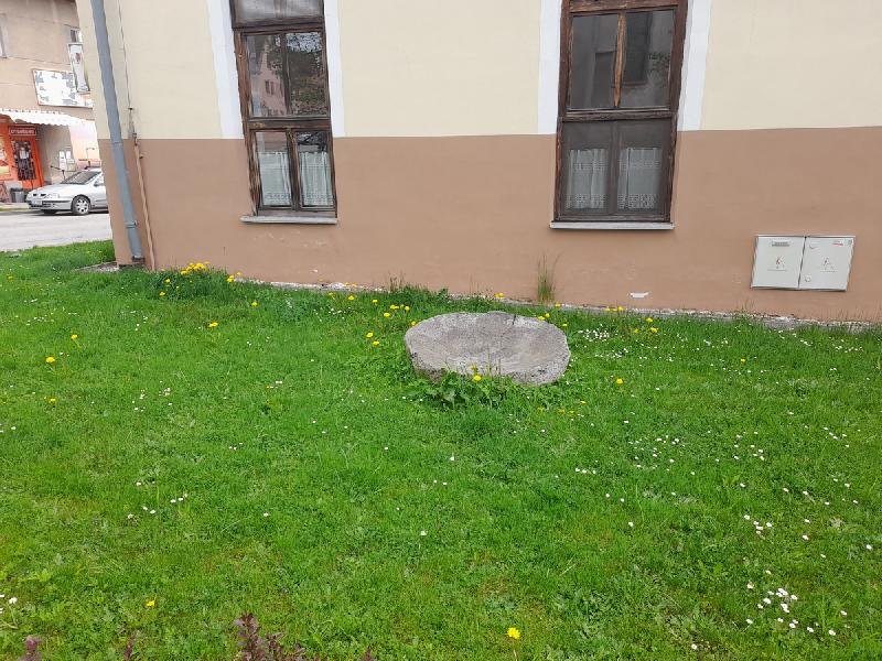 kolomazný kámen