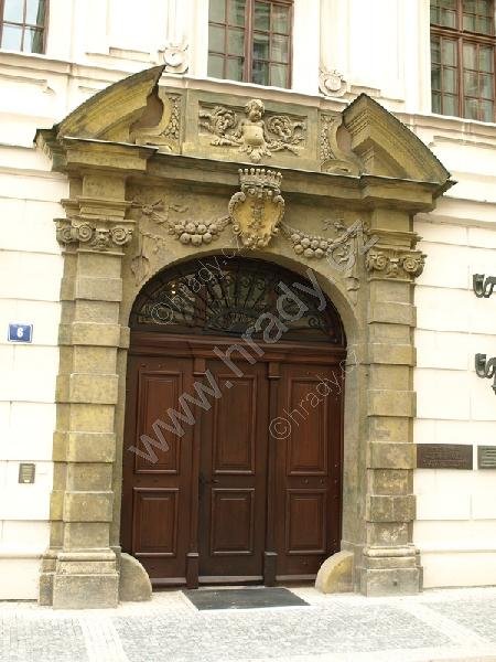 Kolovratský palác