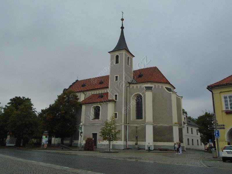 konvent obutých augustiniánů u kostela Nanebevzetí P. Marie