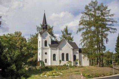 kostel Panny Marie Lurdské