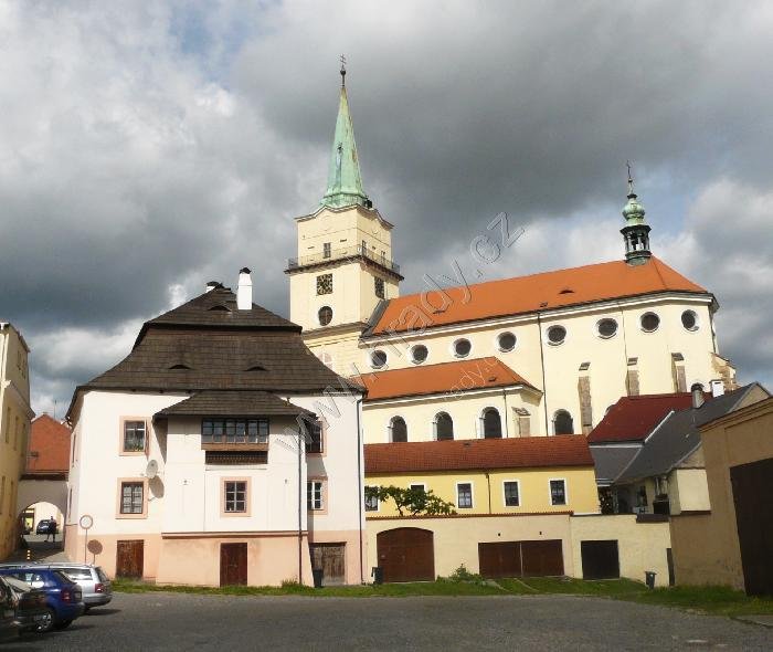 kostel Panny Marie Sněžné