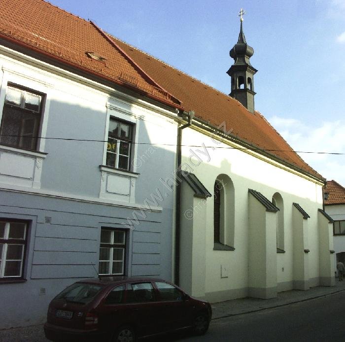 kostel Povýšení sv. Kříže s městským špitálem