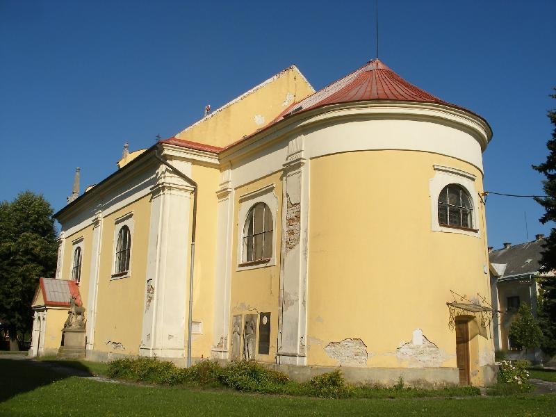 kostel sv. Bartoloměje se zvonicí