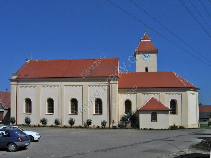 kostel sv. Jiří a Mikuláše