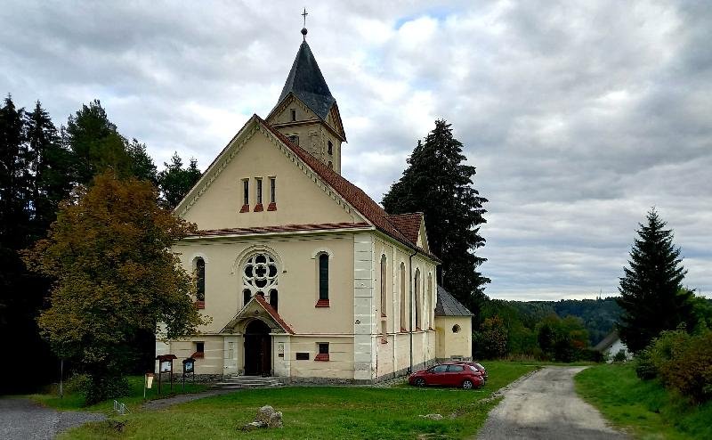 kostel sv. Petra a Pavla